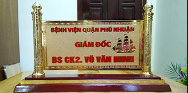Cung cấp bảng chức danh tại Đà Nẵng
